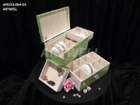 Jewelry Cases / Boxes